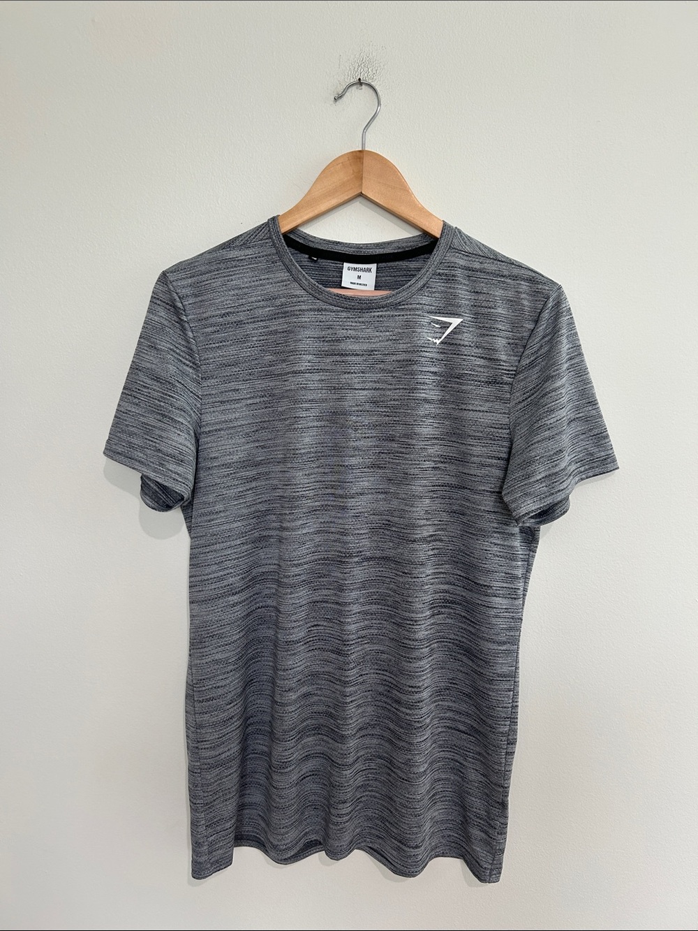 Gymshark Men's Gray Heathered Short-Sleeve Performance Tee Size Medium EUC